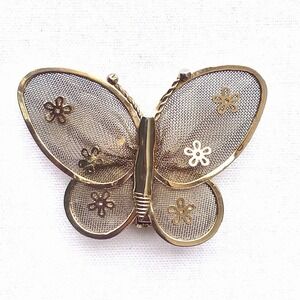 Mesh Butterfly Brooch Womens OS Gold Vintage Style Floral Wings Pin